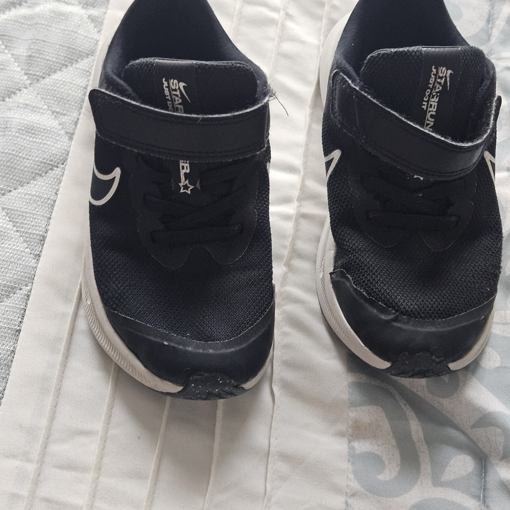 Nike Kids Black and White Sneakers